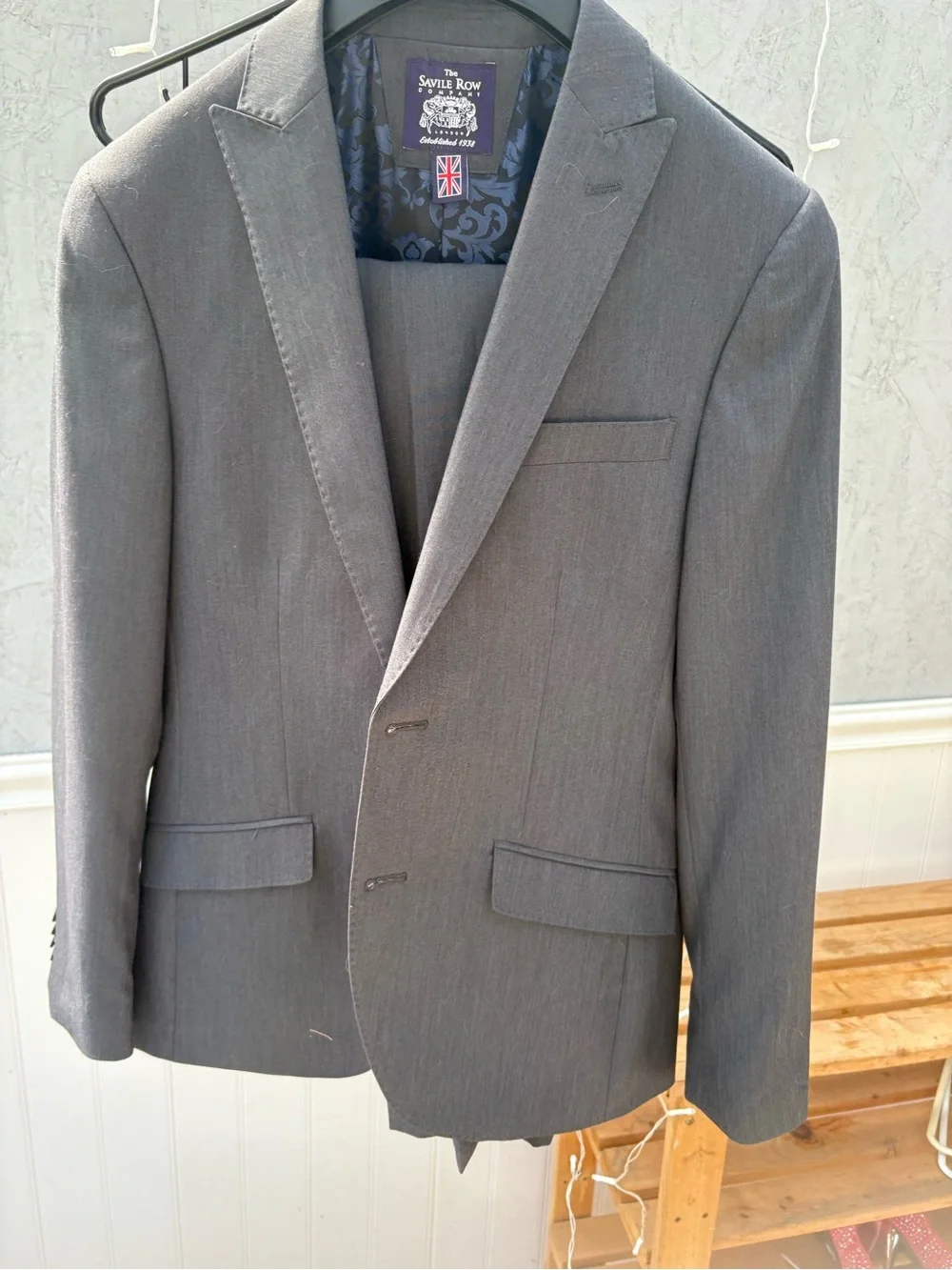 Slim Fit Dark Gray Two-Piece Suit brand new condition and modern look